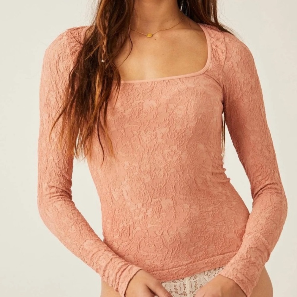 Free People Smoke Rose Have It All Pink Floral Crinkle Long Sleeve Textured Top